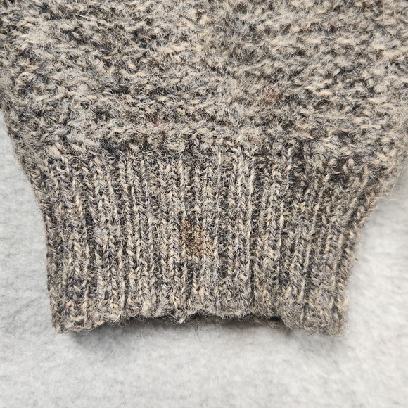 Vintage Woolrich Cardigan Mens Medium Gray Pockets Hand Framed Wool Pockets - Picture 4 of 12